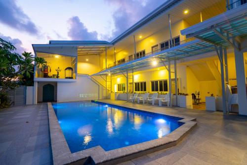 Puean Chang Resort Phuket in Thalang, Thailand