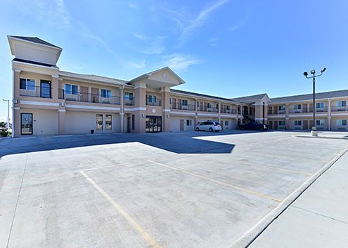 Quality Inn & Suites Carrizo Springs North - photo 31