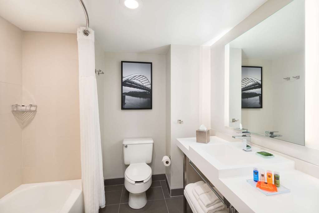 Radisson Hotel Nashville Airport - photo 9
