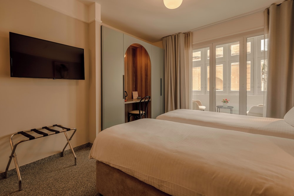 Maria Rosa Suites — Victoria — photo 2