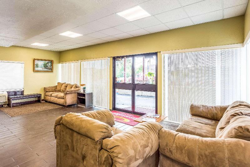 Econo Lodge Idaho Falls - photo 9
