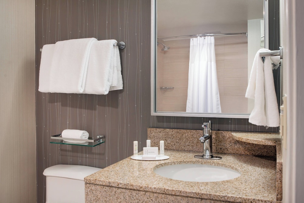 Courtyard by Marriott Richmond Berkeley - photo 15