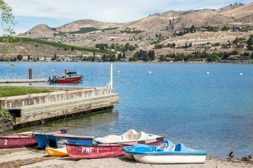 Peterson’s Waterfront Resort in Chelan, United States