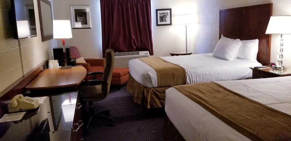 Cedar Inn - photo 2