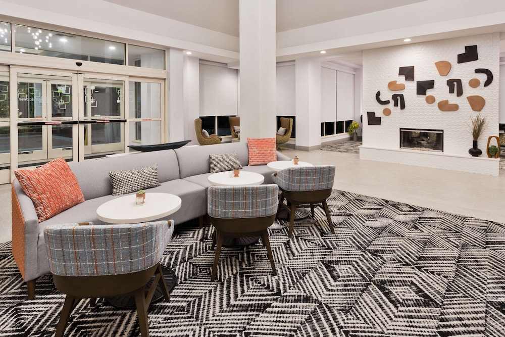 Hilton Garden Inn Birmingham Lakeshore Drive - photo 7