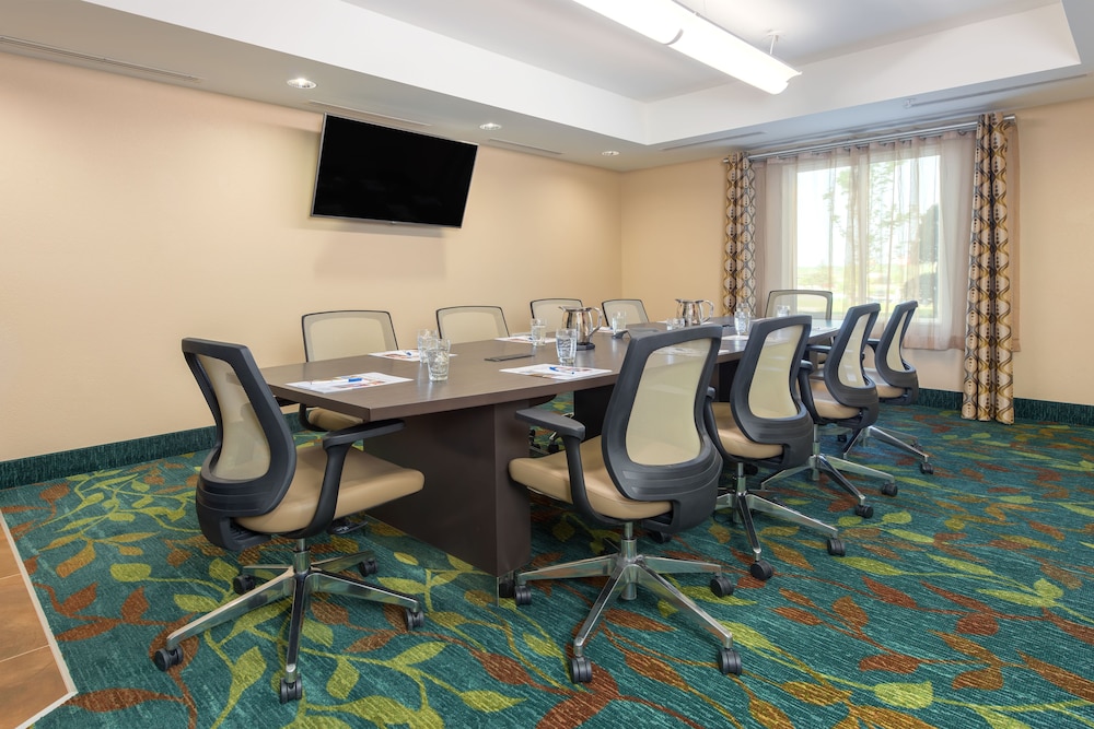 Candlewood Suites Columbia East by IHG - photo 28