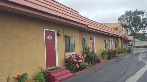 Deluxe Motel Los Angeles Area - photo 26