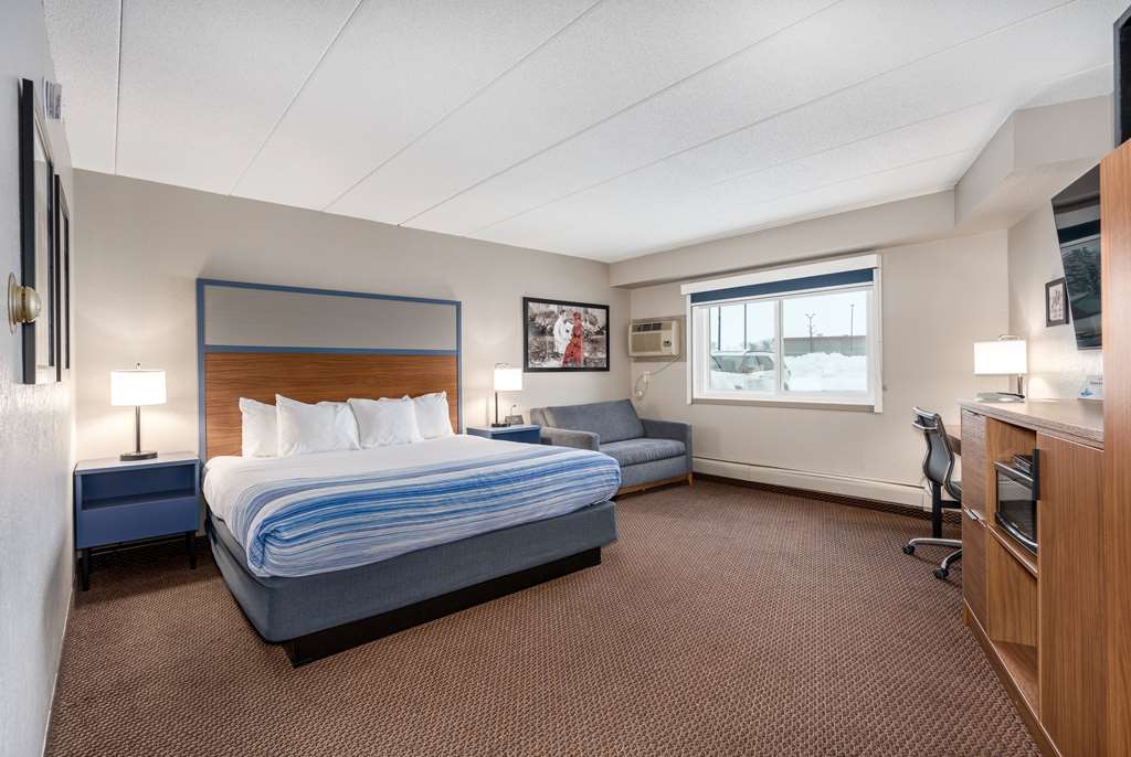 AmericInn by Wyndham New Richmond - photo 46