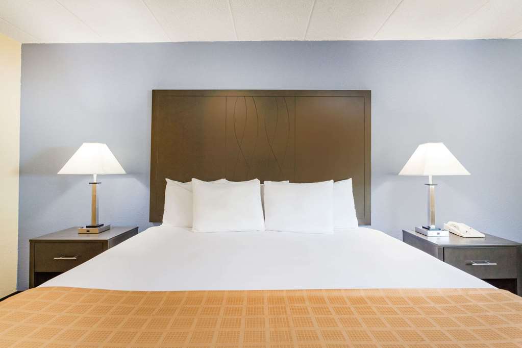 Days Inn by Wyndham Wilkes Barre - photo 7