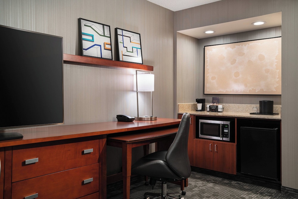 Courtyard by Marriott San Jose Cupertino - photo 26