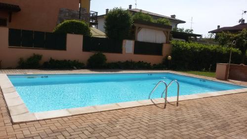 Appartamenti Fiordaliso — 4-Star Luxury Hotel in Sirmione, Italy