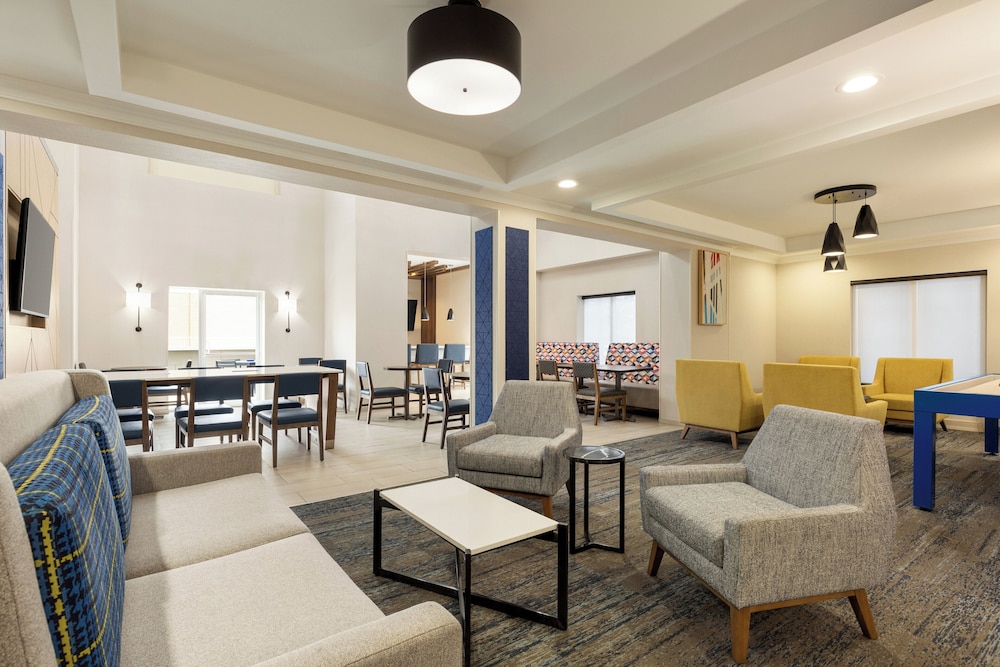 Holiday Inn Express and Suites Tuscaloosa University an IHG Hotel - photo 65