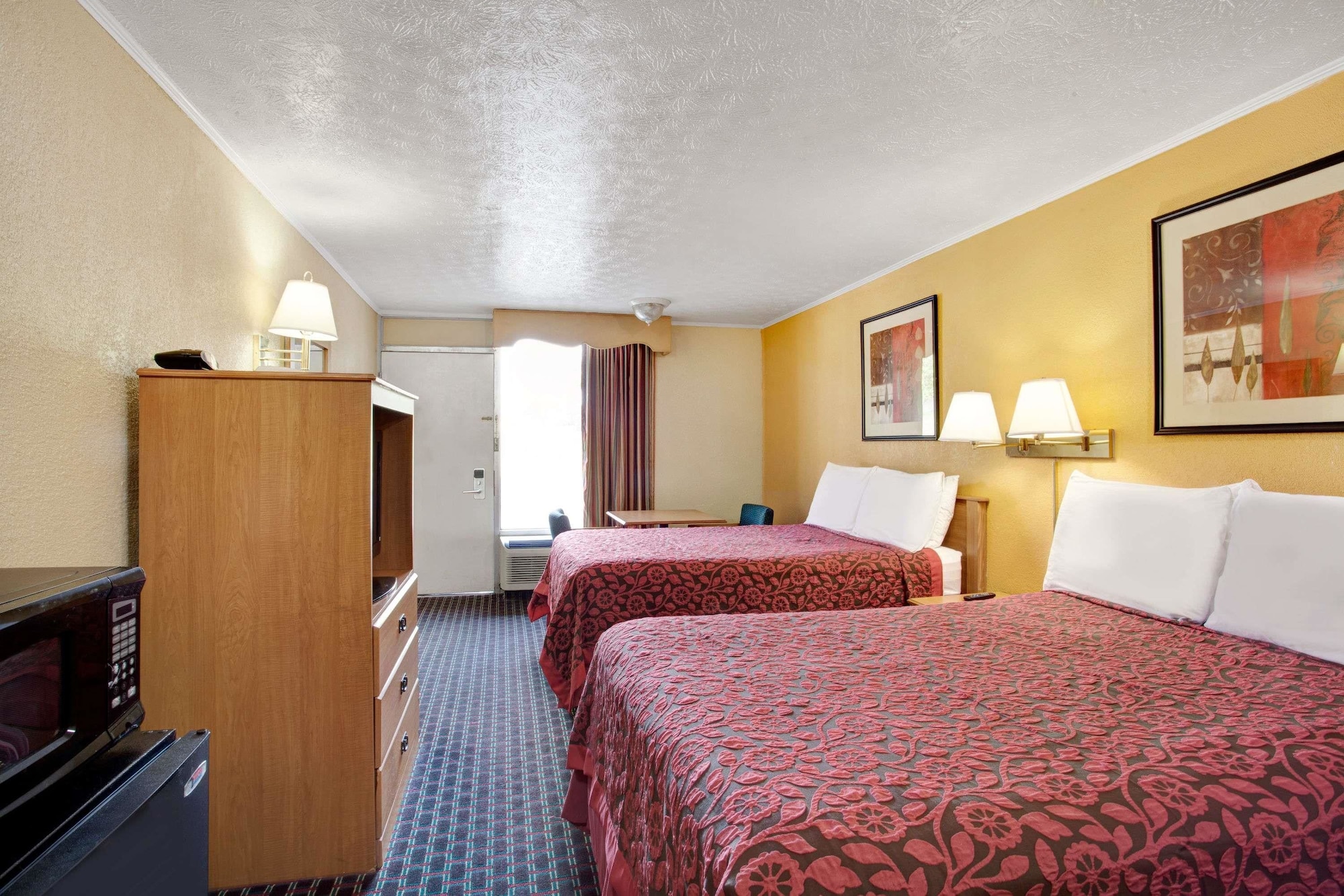 Days Inn by Wyndham Knoxville West - photo 2