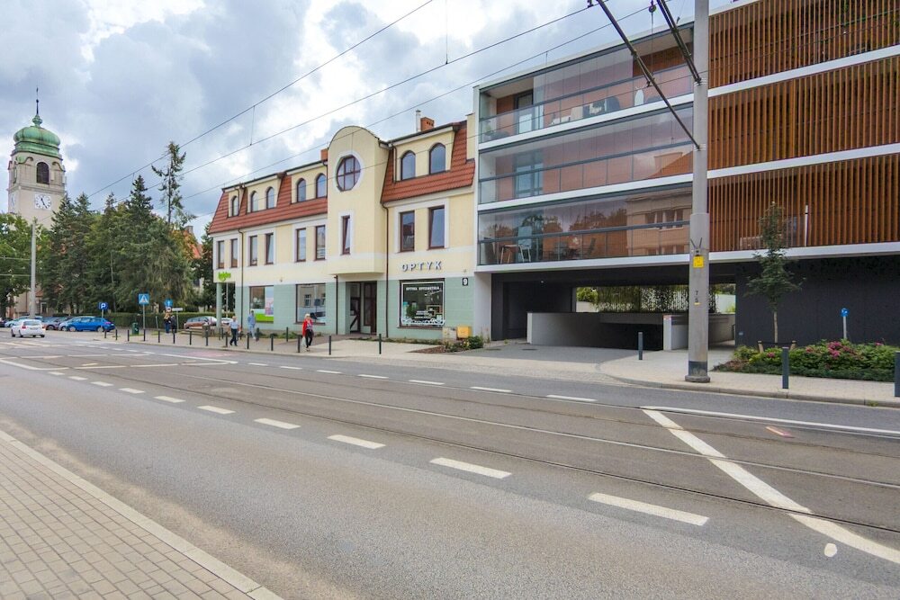 Bright & Trendy Gdańsk Apartment with Balcony by Noclegi Renters — 4-Star Luxury Hotel in Gdansk, Poland