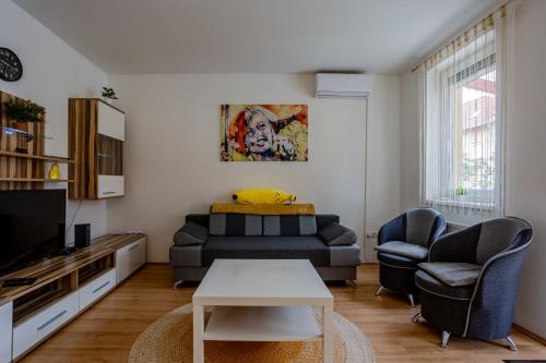 Six Corners Sunny Corner — 4-Star Luxury Hotel in Pecs, Hungary