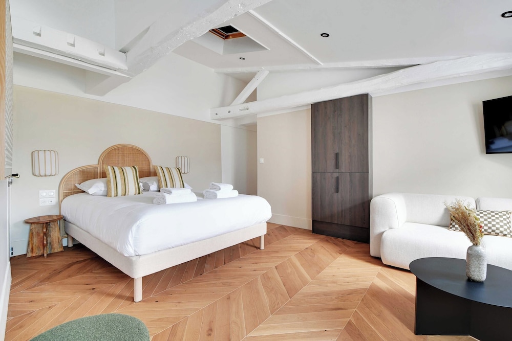 Refined Studio 2P Opera Garnier - carbon neutral hotel in Paris