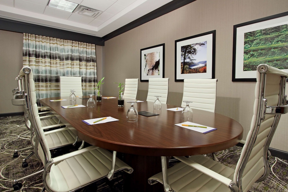 Hilton Garden Inn Columbus University Area - photo 32