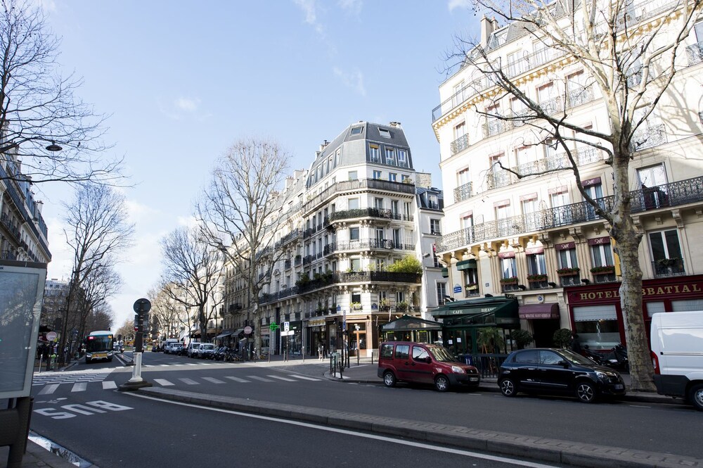 Chic Saint Germain — 4-Star Luxury Hotel in Paris, France