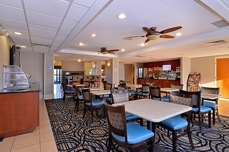 Holiday Inn Express Seaford Route 13 - photo 14