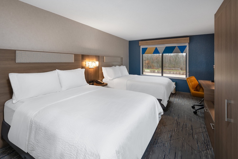 Holiday Inn Express & Suites Wadsworth by IHG - photo 6