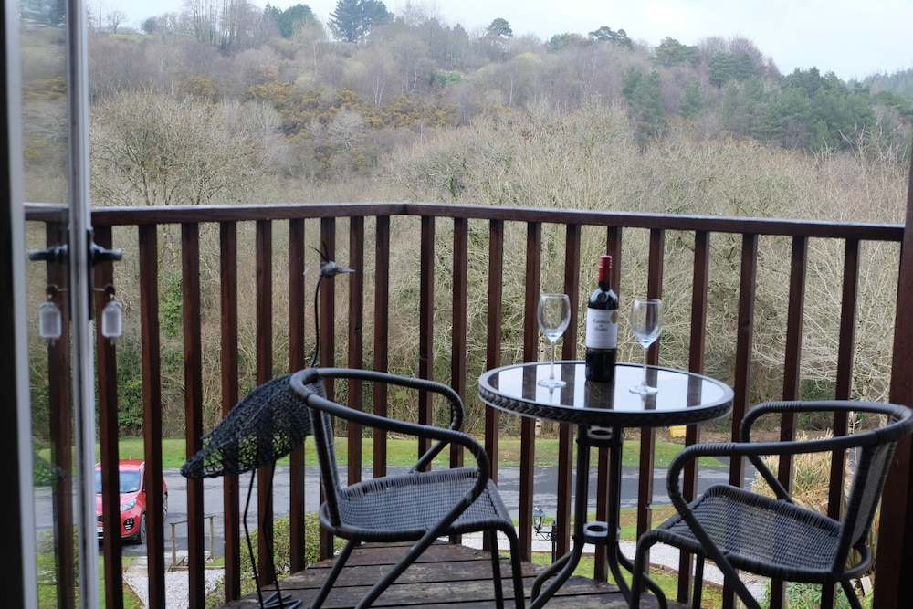 Oakridge St Mellion Cornwall 2 Leisure Passes in Saltash, United Kingdom