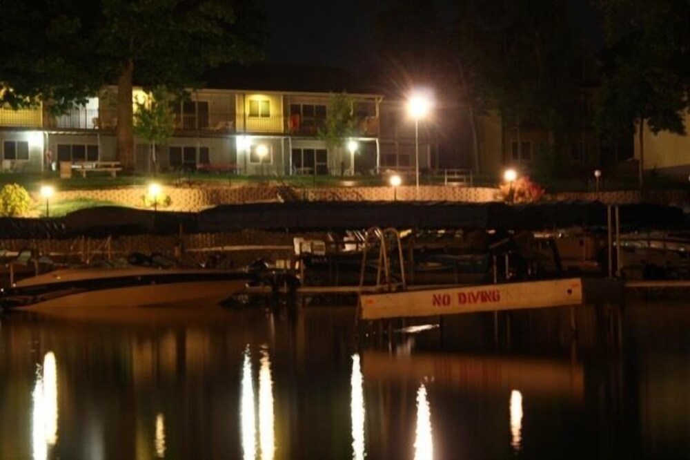 Triggs Bay Resort - photo 17