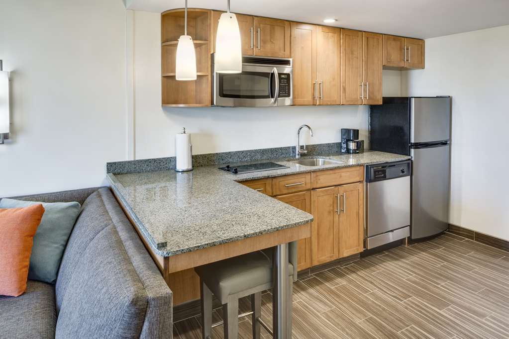 HYATT house Hartford North Windsor - photo 23