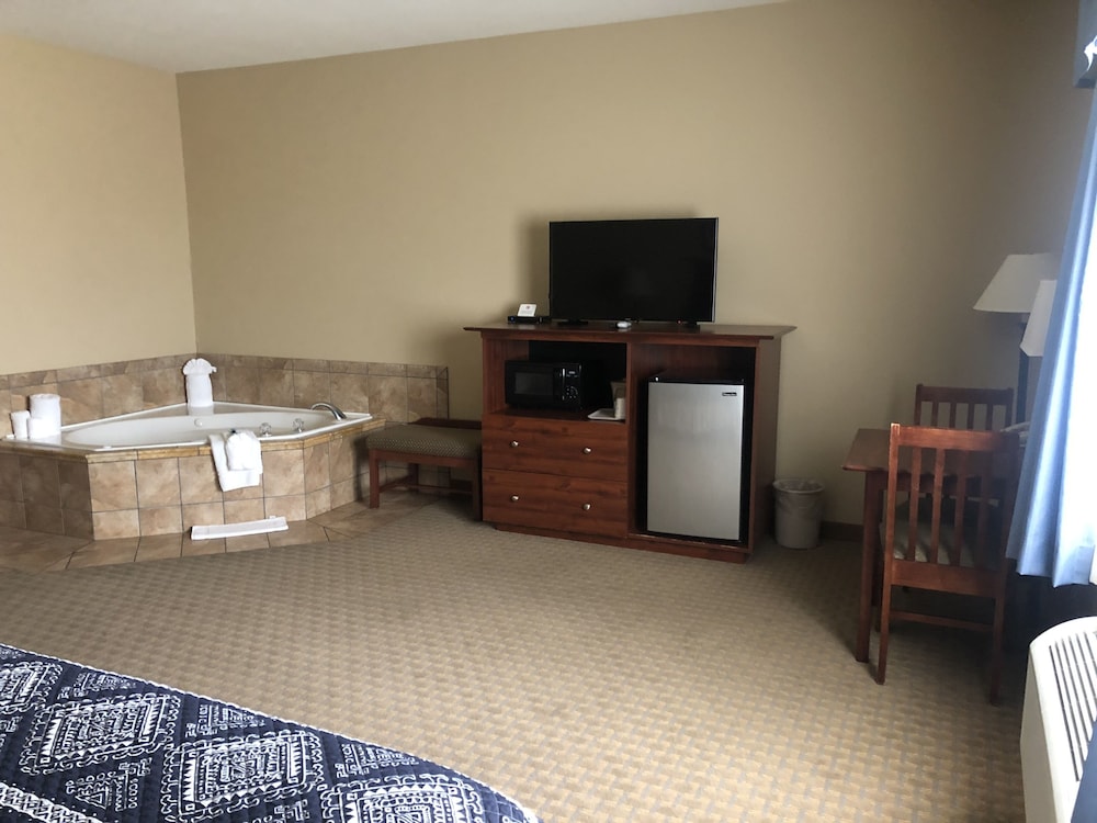 Corporate East Hotel - photo 17