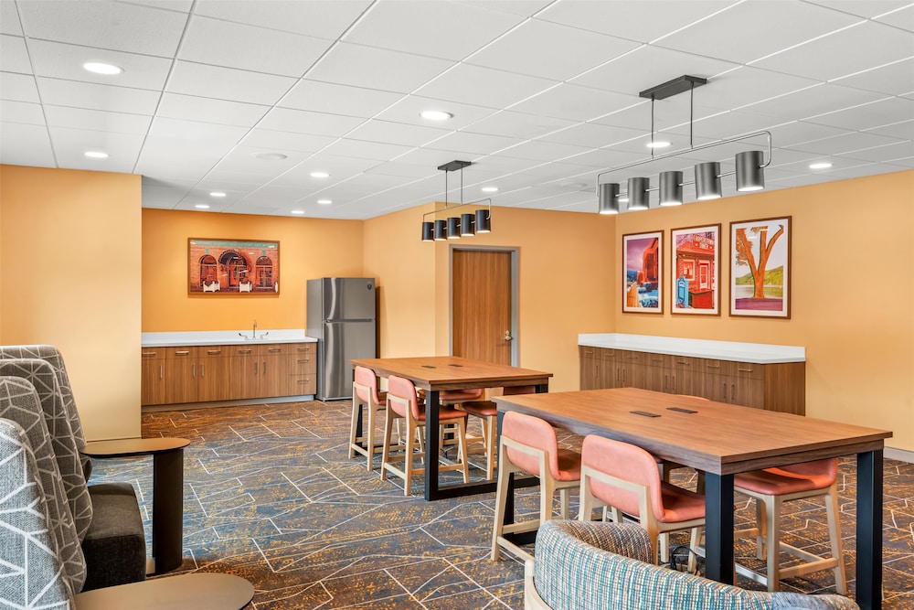 Hampton Inn by Hilton Cooperstown - photo 36