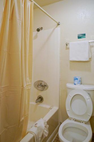 E Z 8 Motel San Jose Ii - photo 23