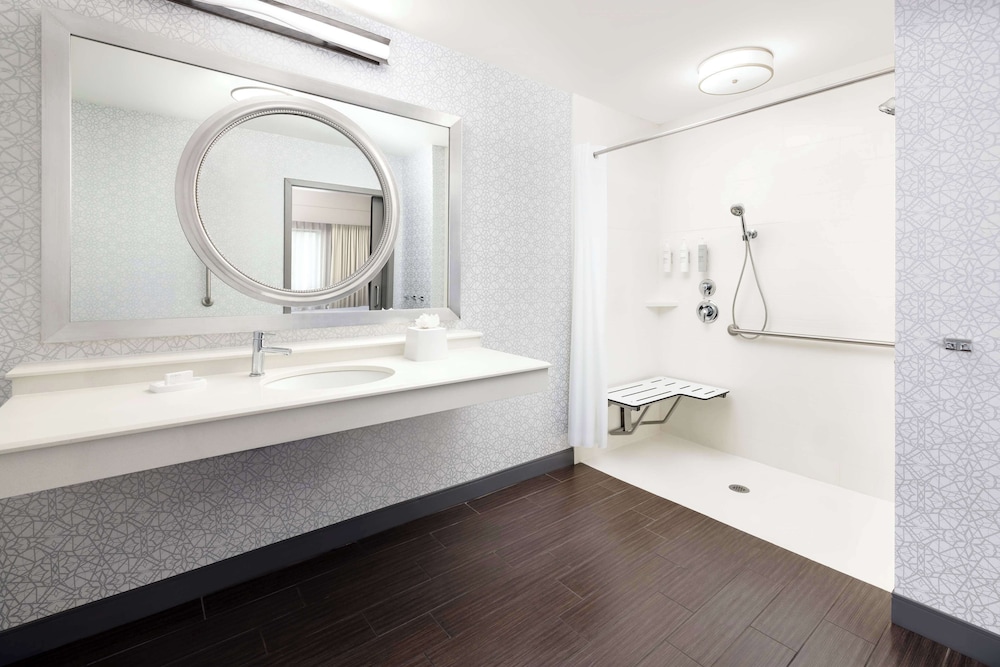Hampton Inn & Suites Napa - photo 31