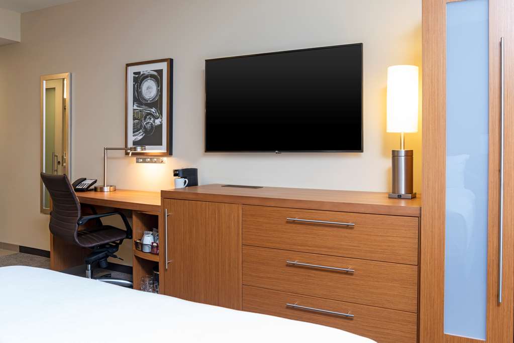 Hyatt Place Flint Grand Blanc - photo 36