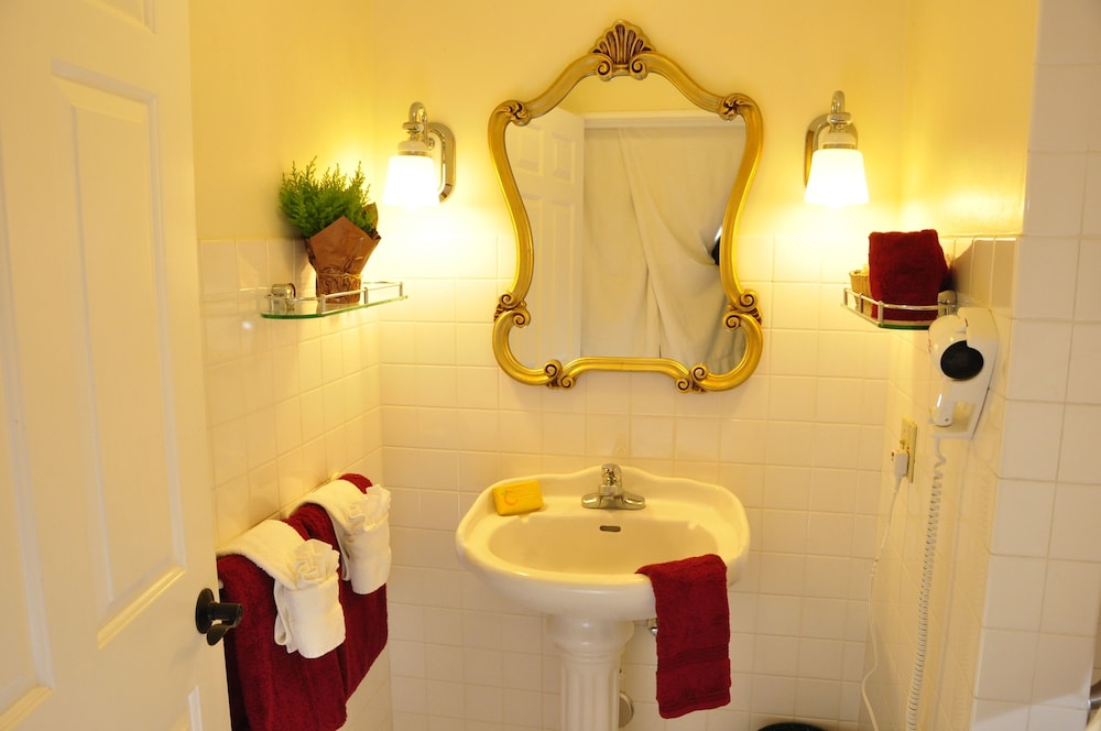 The Eagle Inn - photo 119