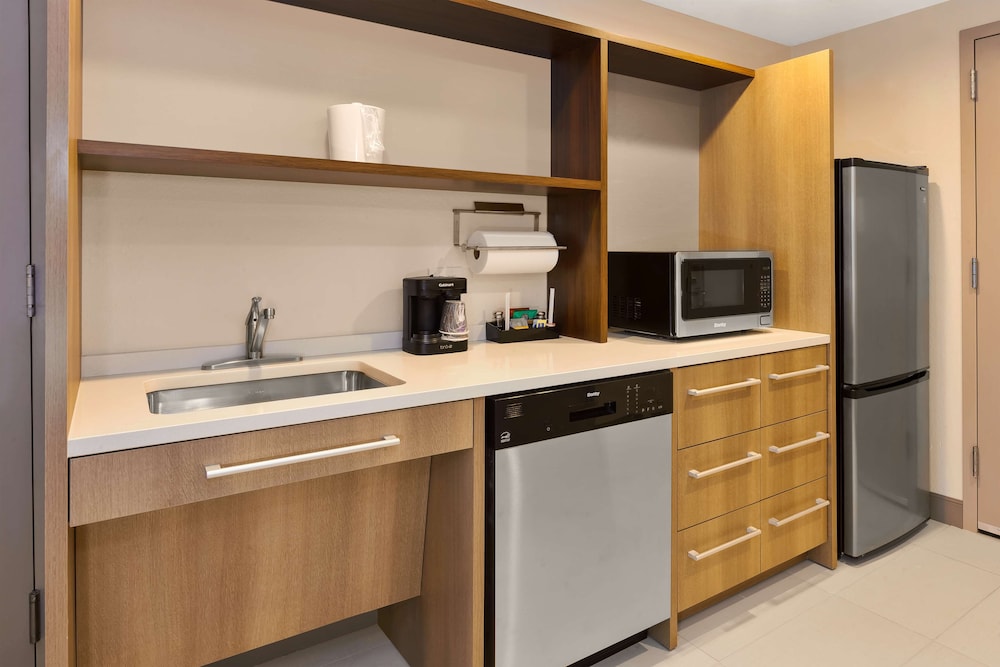 Home2 Suites by Hilton Wilmington Wrightsville Beach - photo 10
