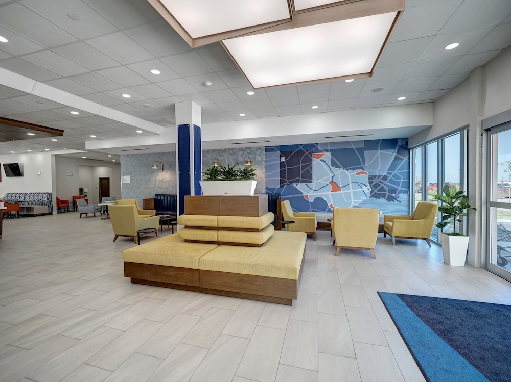 Holiday Inn Express Corpus Christi Beachfront by IHG - photo 82