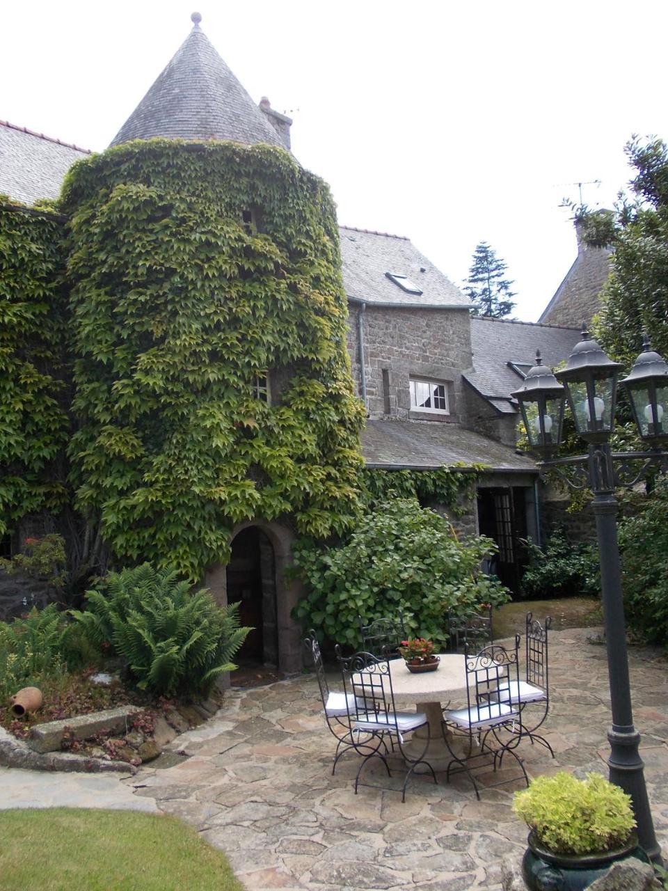 La Tourelle 22 — hotel in Quintin