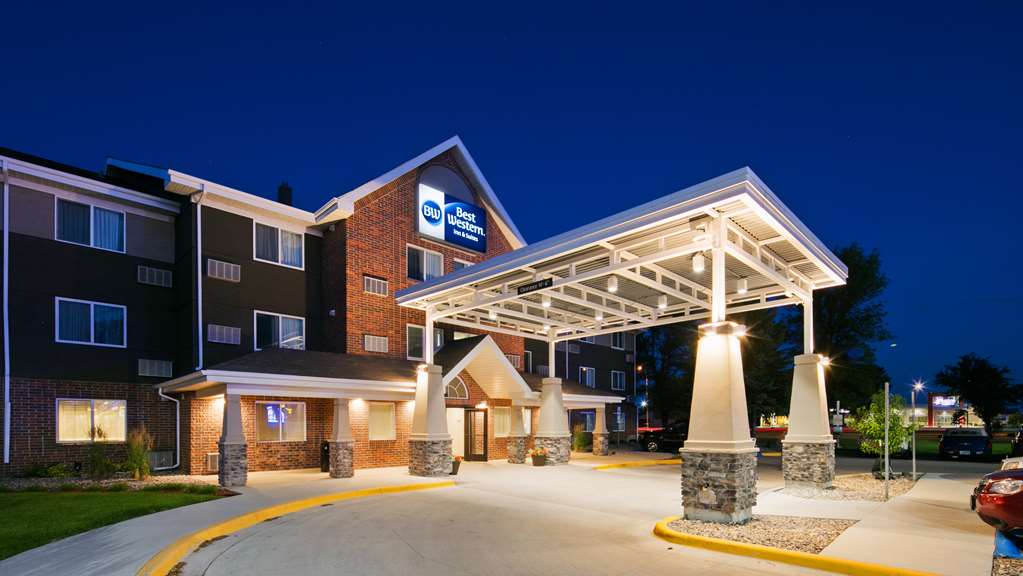 Best Western Harvest Inn & Suites - featured photo