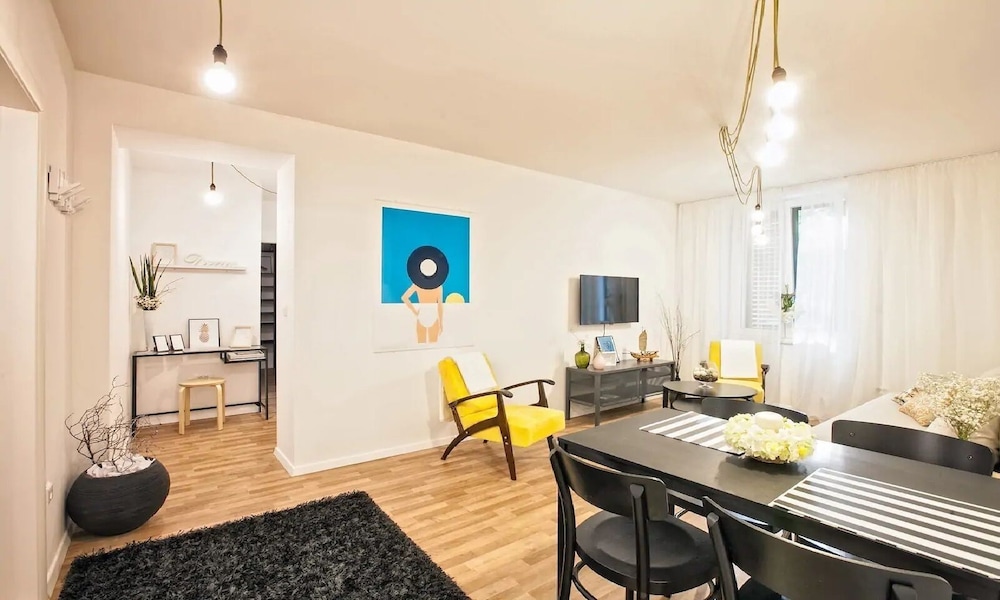 Batchae Two Bedroom Flat near Bačvice Beach — 4-Star Luxury Hotel in Split, Croatia