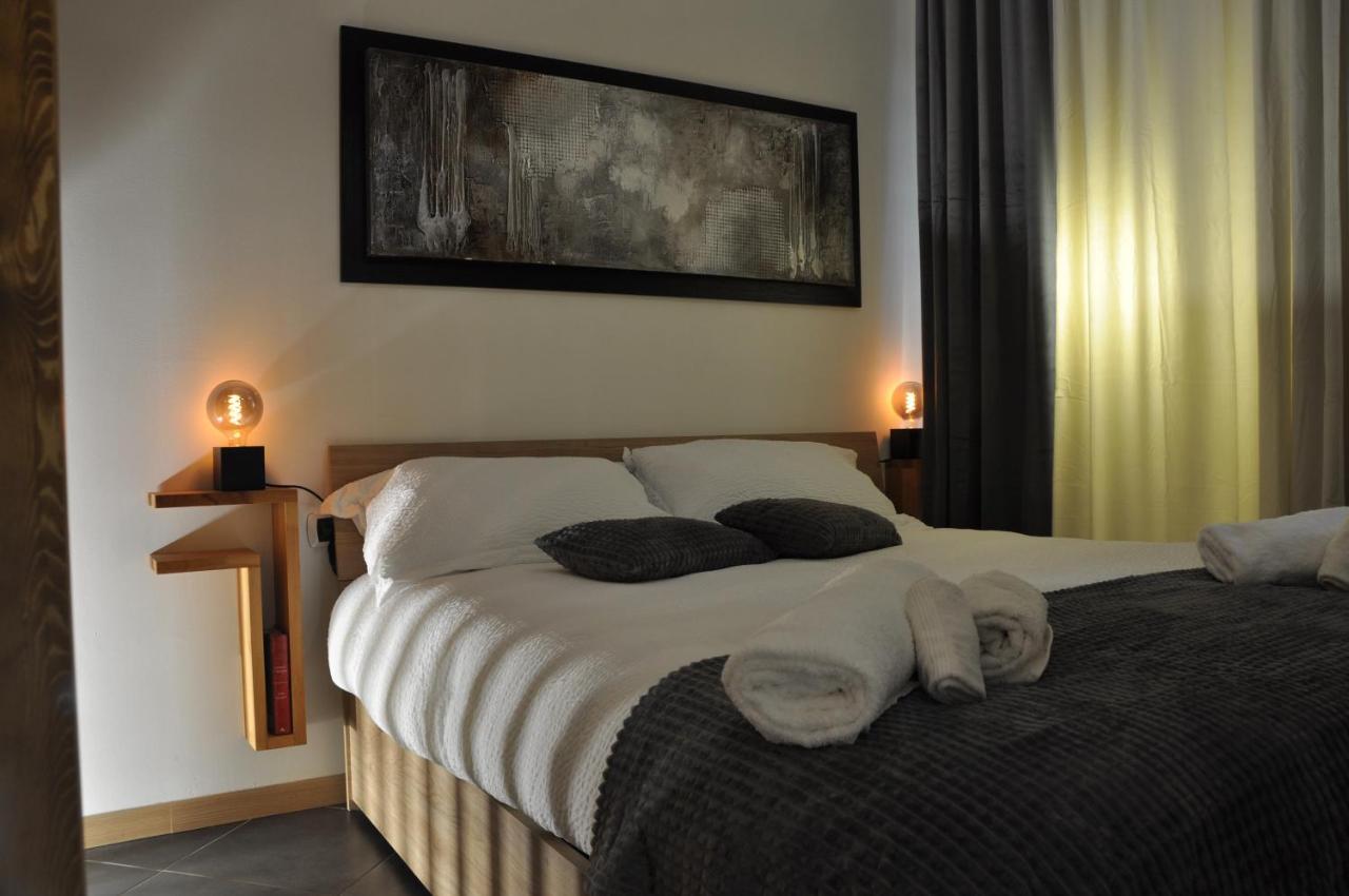 C Studio Design Bilo Suite M3 8 Min Dal Duomo — 4-Star Luxury Hotel in Milan, Italy