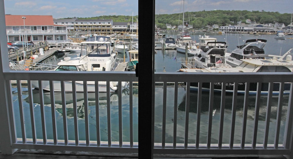 Tugboat Inn - photo 85