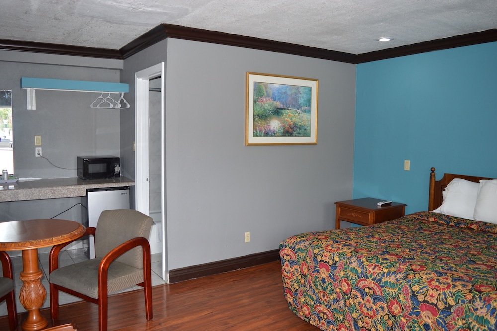 Eagle Inn Motel - photo 20