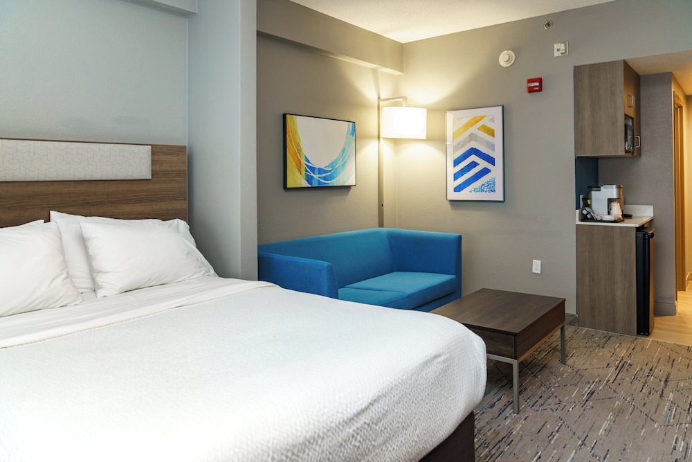 Holiday Inn Express Hotel & Suites Raleigh SW NC State by IHG - photo 19