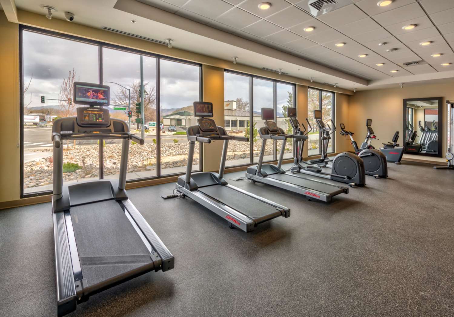Home2 Suites by Hilton Reno - photo 13