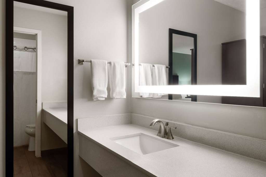 Wingate by Wyndham Cedar City - photo 19