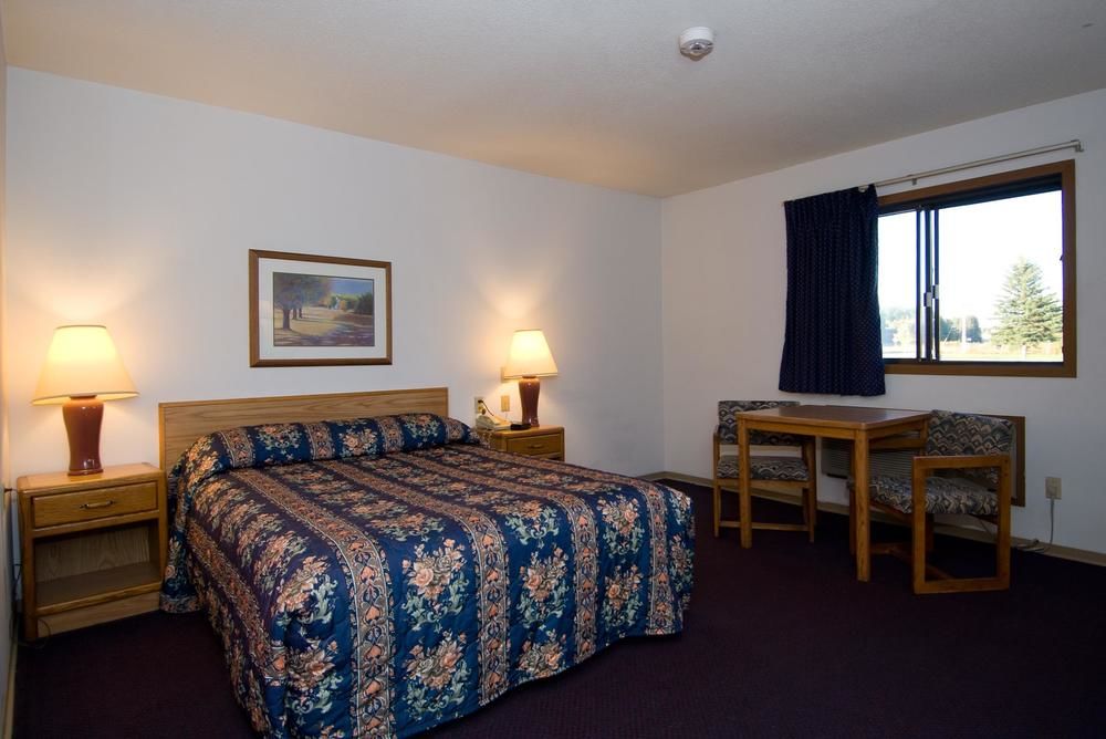 Rodeway Inn Baxter - photo 13