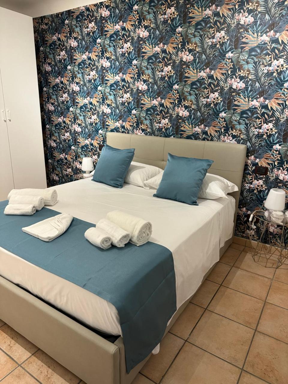 55 Family Home — 4-Star Luxury Hotel in Bari, Italy