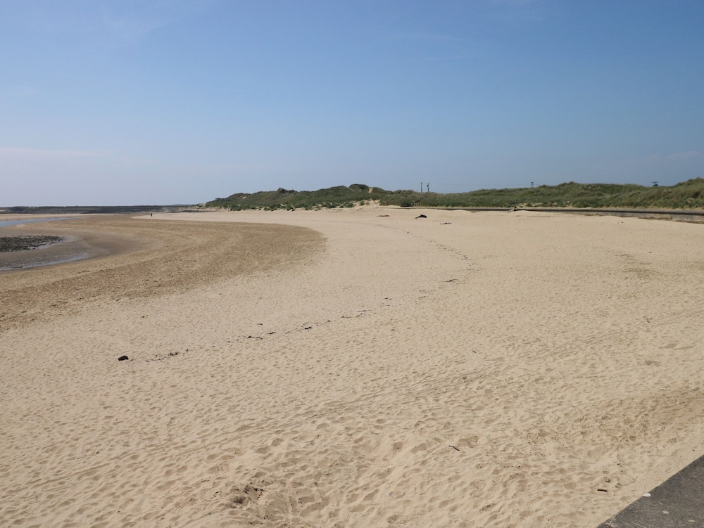 Brynawel — hotel in Burry Port