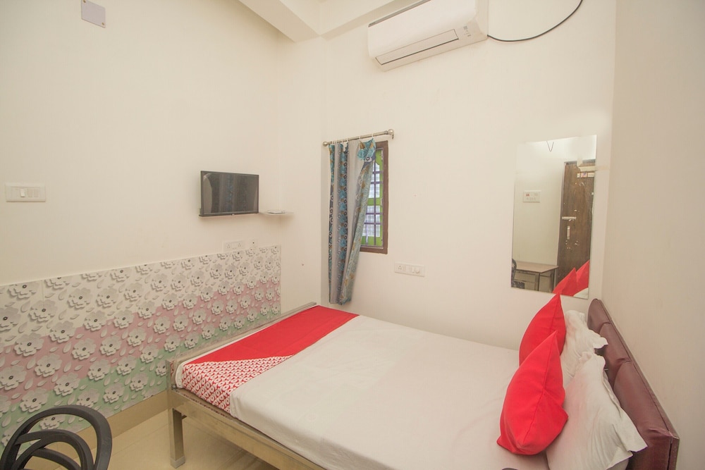 OYO 27701 Hotel Kshounish Residency in Siliguri, India