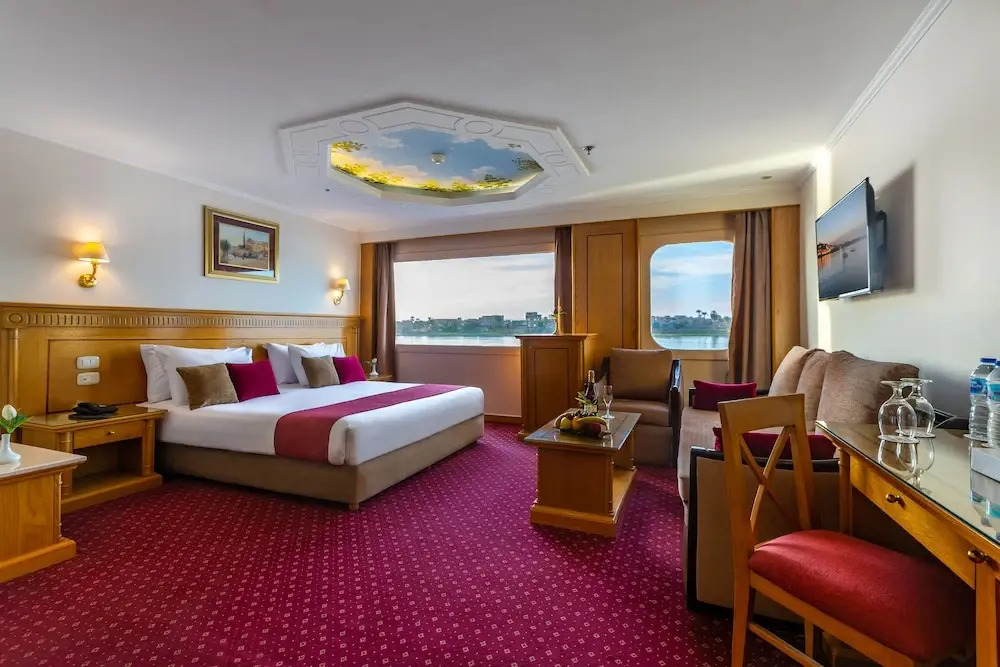 MS Chateau Lafayette Nile Cruise 4 nights from Luxor each Monday and 3 nights from Aswan each Friday