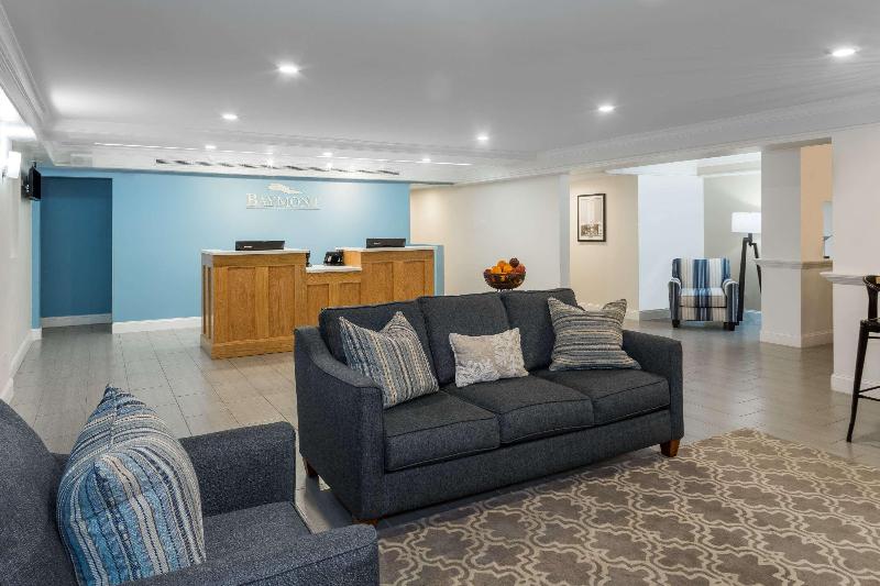 Casa Bella Inn & Suites - photo 3